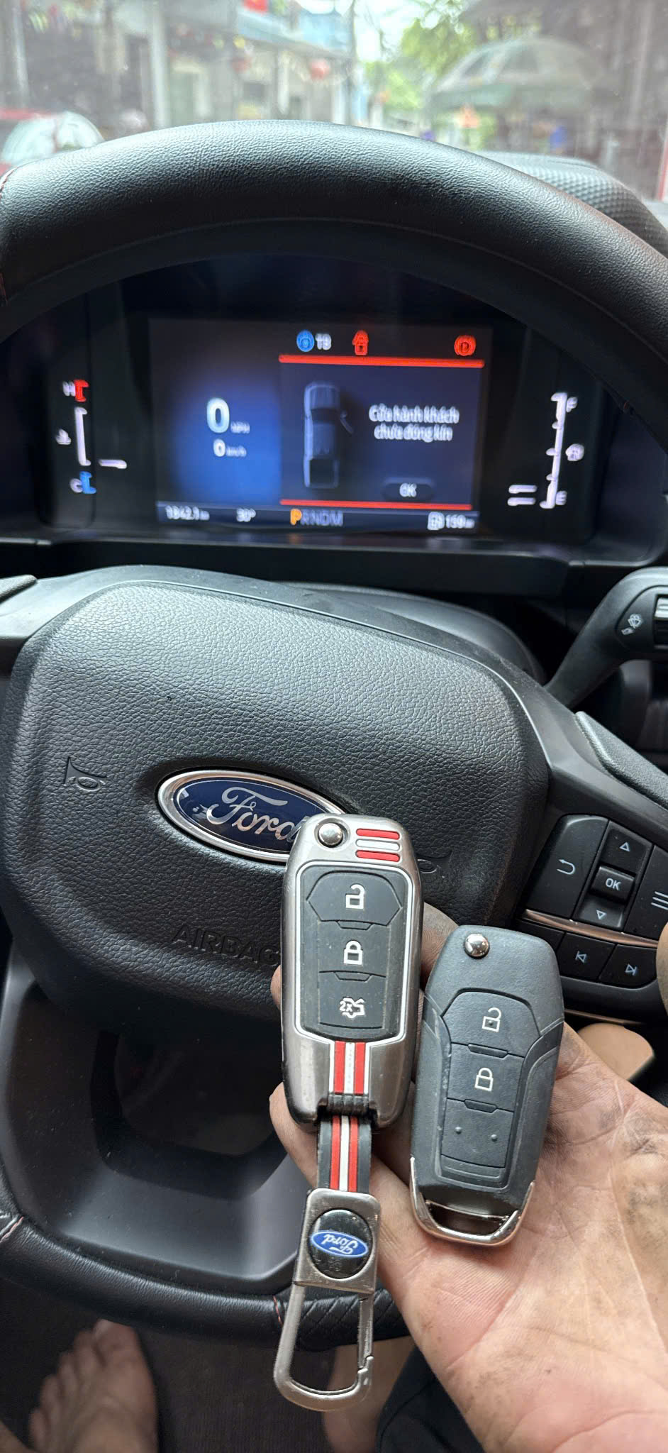 Hình ảnh làm chìa khóa xe Ford - Ảnh 9