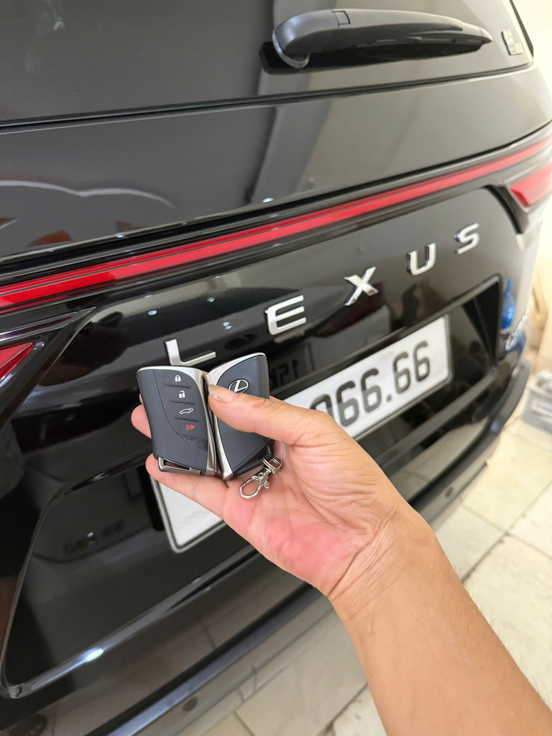 Làm Chìa Khóa Smartkey Lexus ES300h, RX350, GX460, LX570, LX600 Chuẩn Hãng
