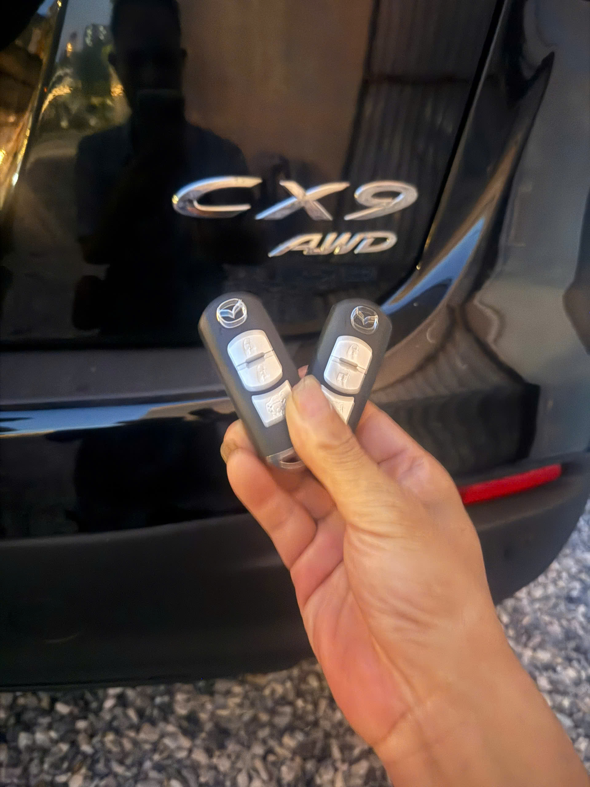 Hình ảnh làm chìa khóa xe Mazda - Ảnh 5