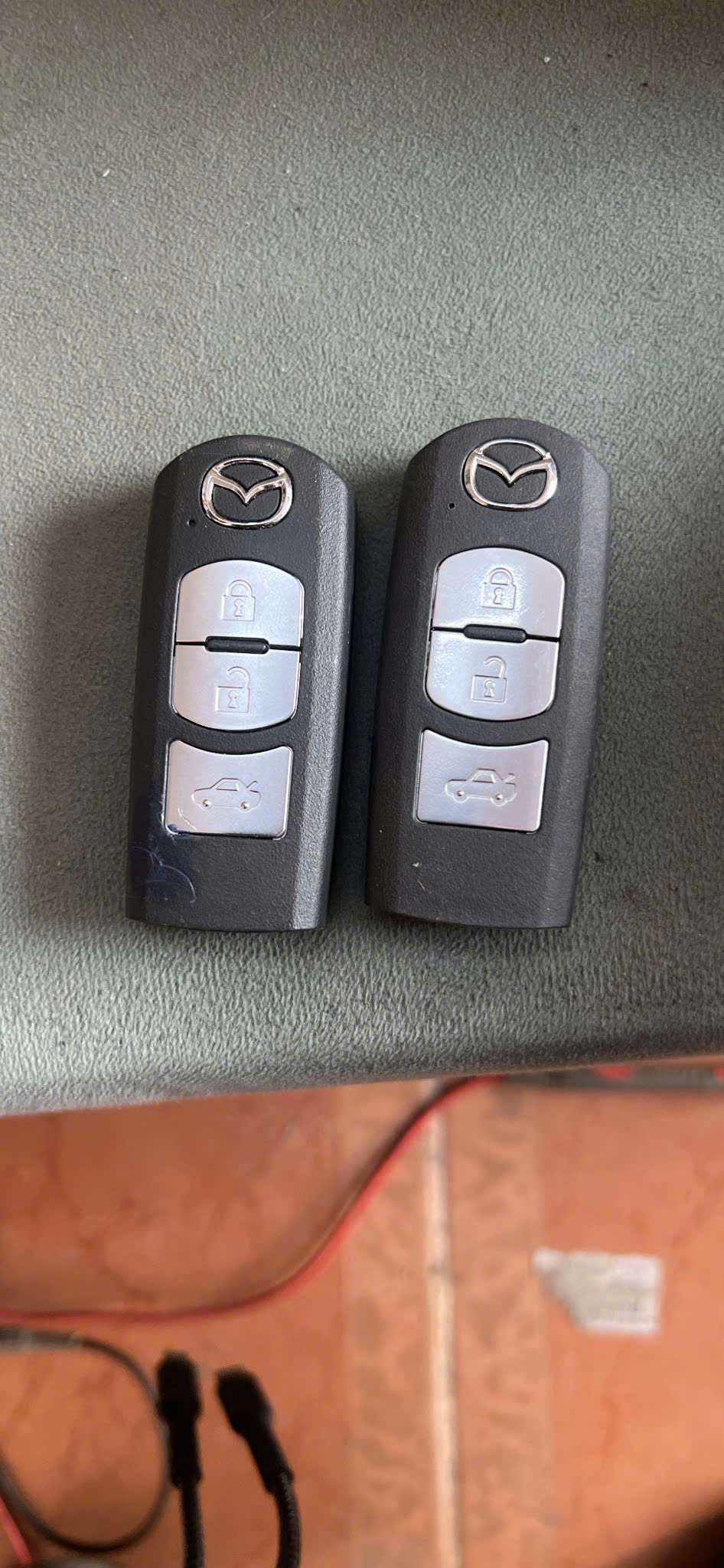 Hình ảnh làm chìa khóa xe Mazda - Ảnh 10