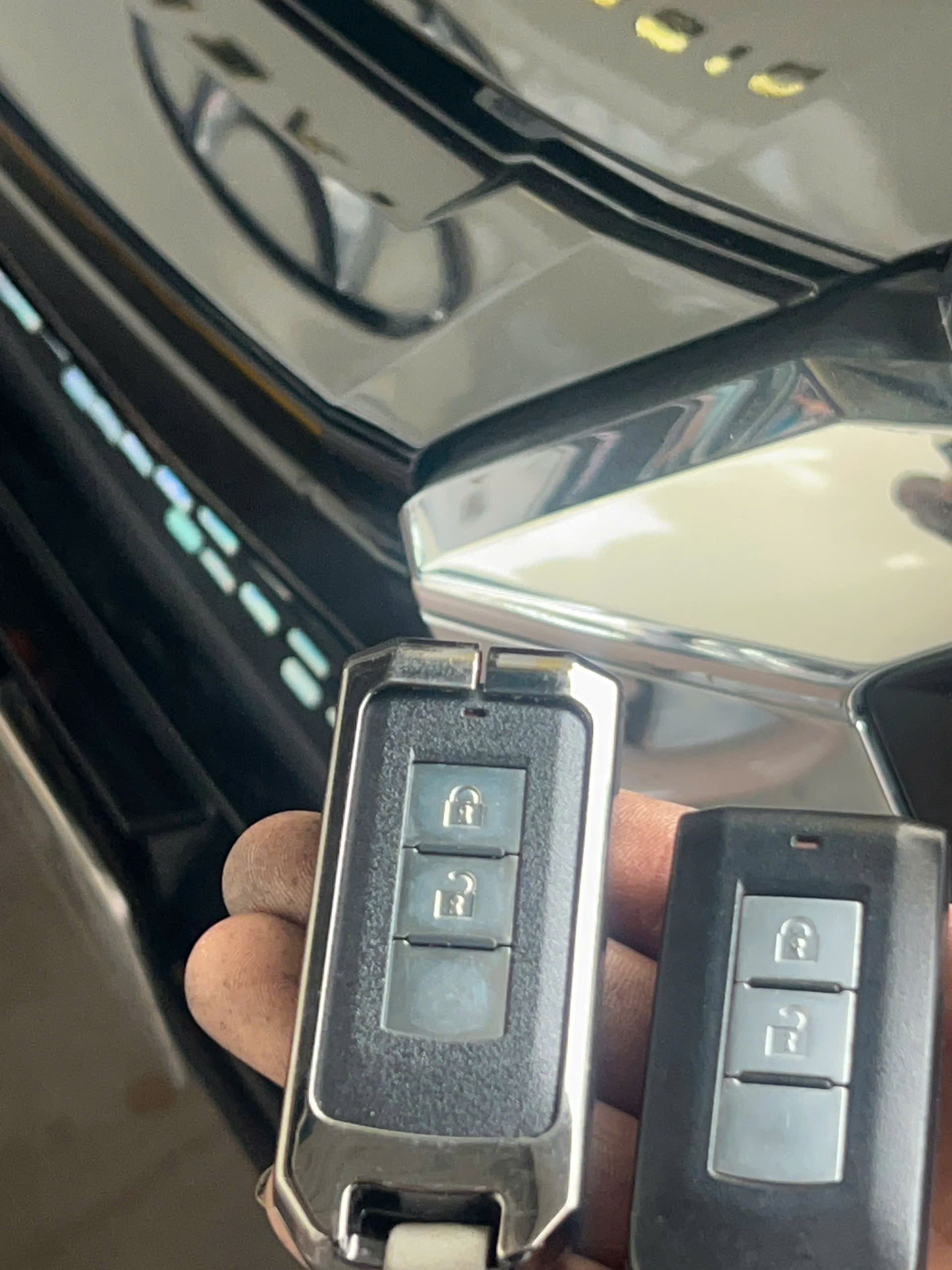 Hình ảnh làm chìa khóa xe Mitsubishi - Ảnh 4