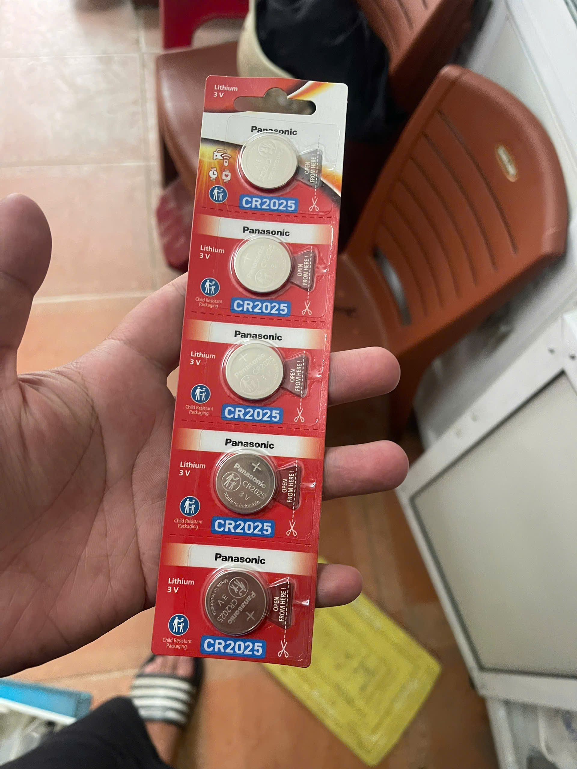 Hình ảnh làm chìa khóa xe Thay pin chìa - Ảnh 2