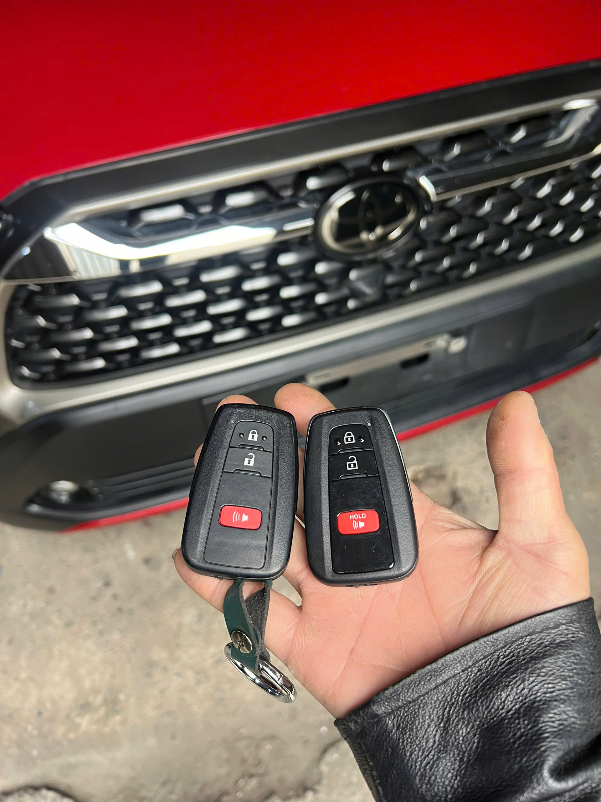 Hình ảnh làm chìa khóa xe Toyota - Ảnh 6